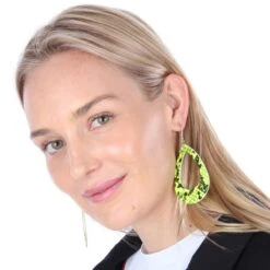 Neon Oorbellen Print Geel -Halloween Winkel oorbel neon kroko geel 4 gr